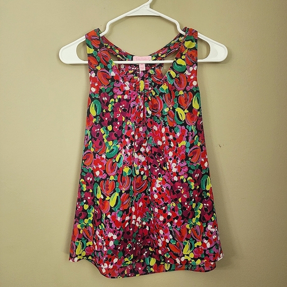 Lilly Pulitzer Size XS Colorful Floral Top Slaveless. - Picture 1 of 7